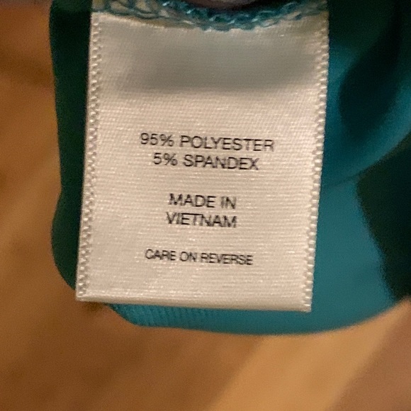 New York and company short sleeve blouse - Picture 5 of 5